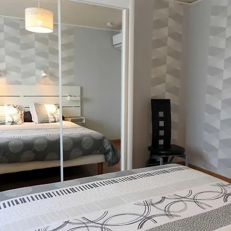 Holiday home Le Paradis Des Abeilles *