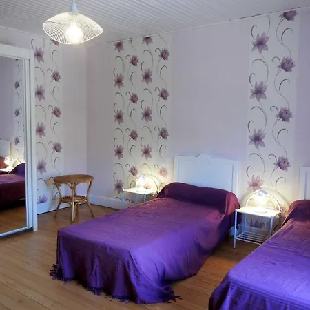Holiday home Le Paradis Des Abeilles *